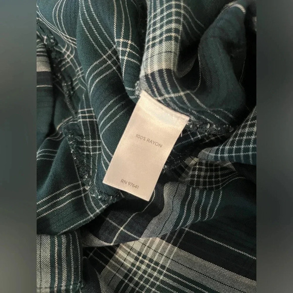 J. Jill Super Soft Flannel Button Down Shirt with Pockets Sz XS - Picture 6 of 8